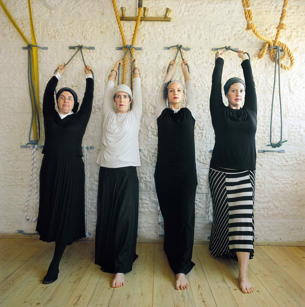 Израильская Правда. Ультраортодоксальных женщин будут призваны в Армию обороны Израиля.