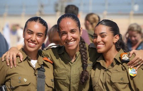 Израильская Правда. Семья оранжевых беретов