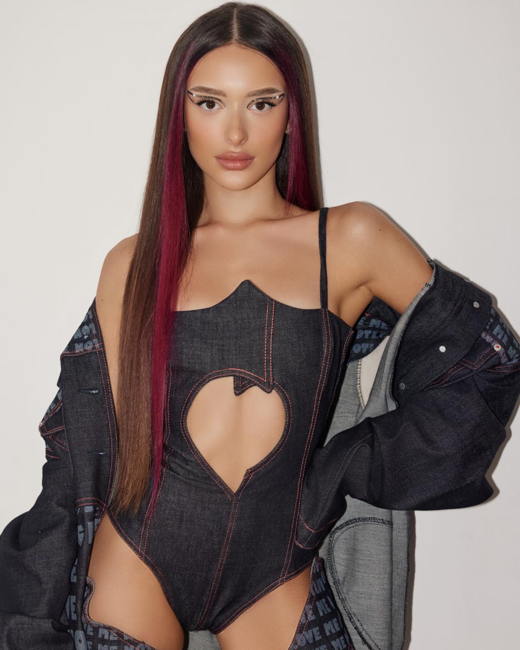 Израильская Правда. Участие представительницы Израиля в конкурсе «Евровидение» может быть отменено из-за слов песни