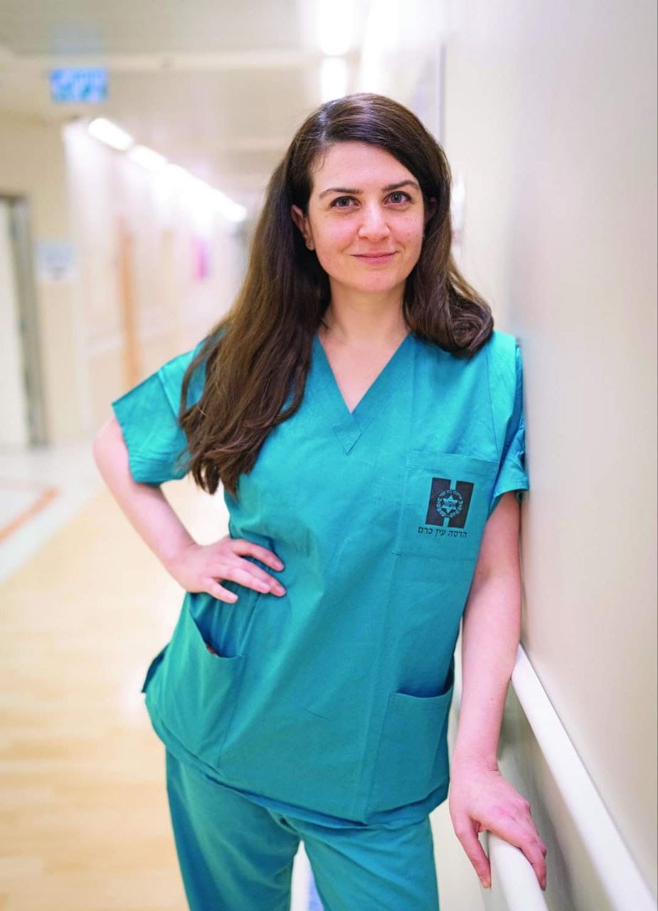 Израильская Правда. Алена Кацир, врач-ортопед.  8 марта она удостоилась чести открыть иерусалимский марафон, посвященный международному женскому дню.