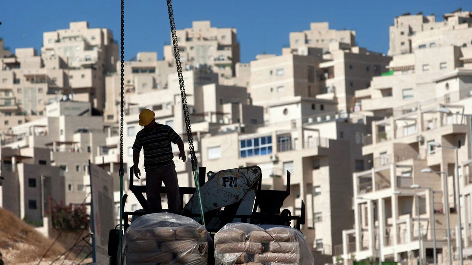 Израильская Правда. Израилю нужны 65 тысяч иностранных рабочих — но приехала только тысяча