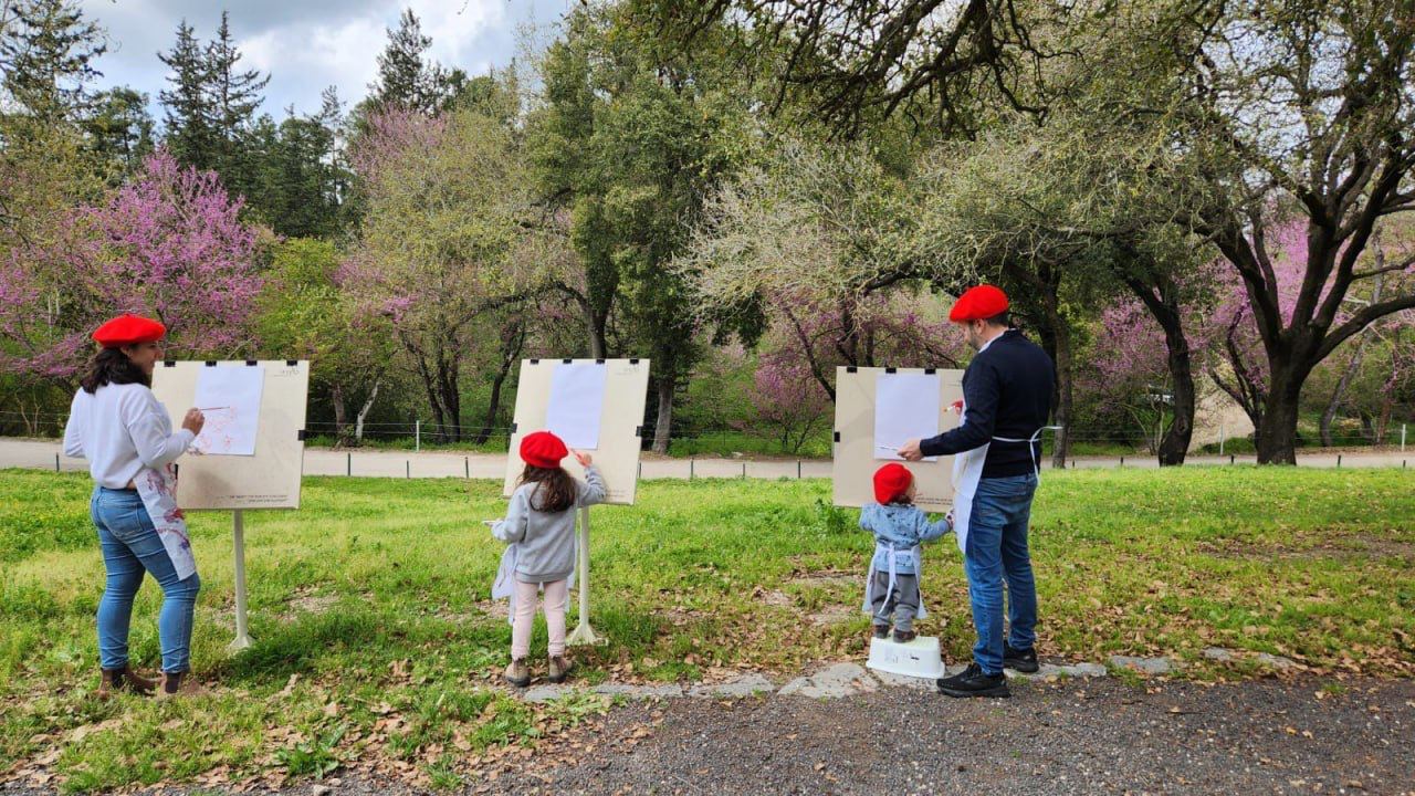 Израильская Правда. Более 70 тысяч отдыхающих посетили национальные парки и заповедники Израиля 30 марта.