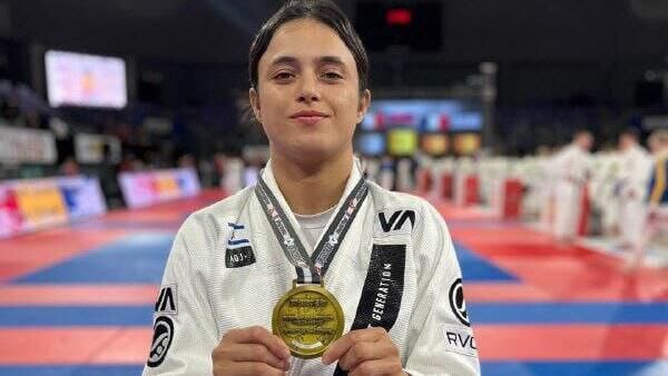 Израильская Правда. Пережившая клиническую смерть израильтянка стала чемпионкой Европы.