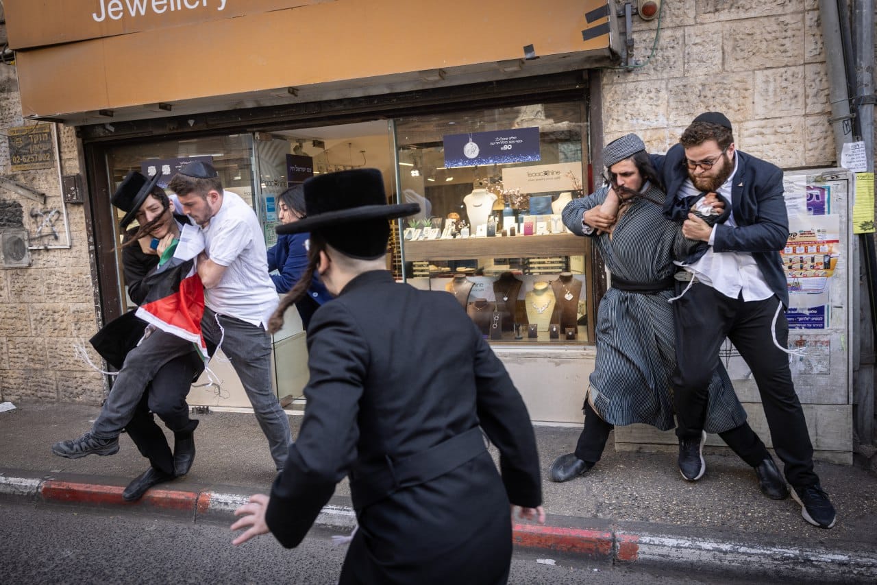 Израильская Правда. Полицейские, замаскировавшись под ультраортодоксов,