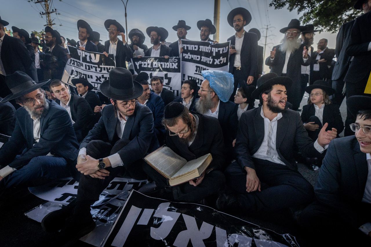 Израильская Правда. акцию протеста провели ультраортодоксальные евреи.