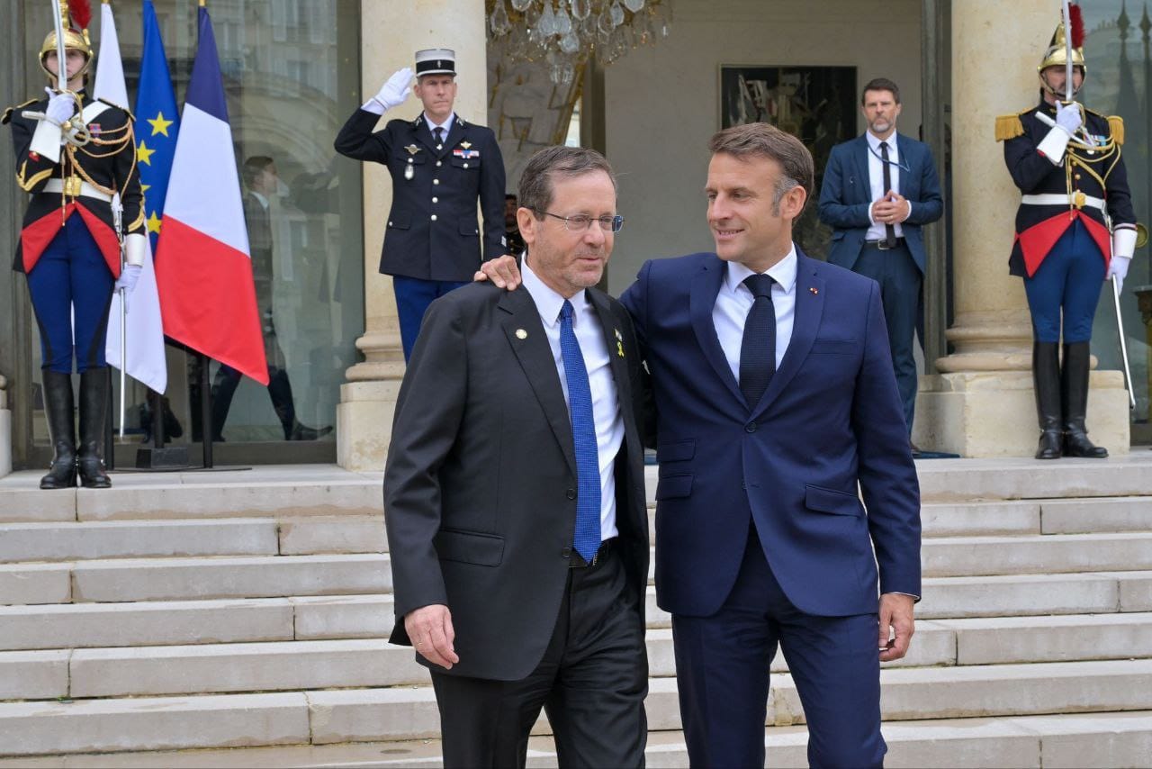 Израильская Правда — Президент Ицхак Герцог встретился с президентом Франции Эммануэлем Макроном