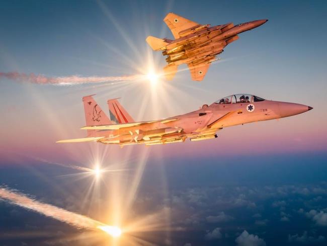 ВВС Израиля уничтожили десятки вертолетов и истребителей армии Асада