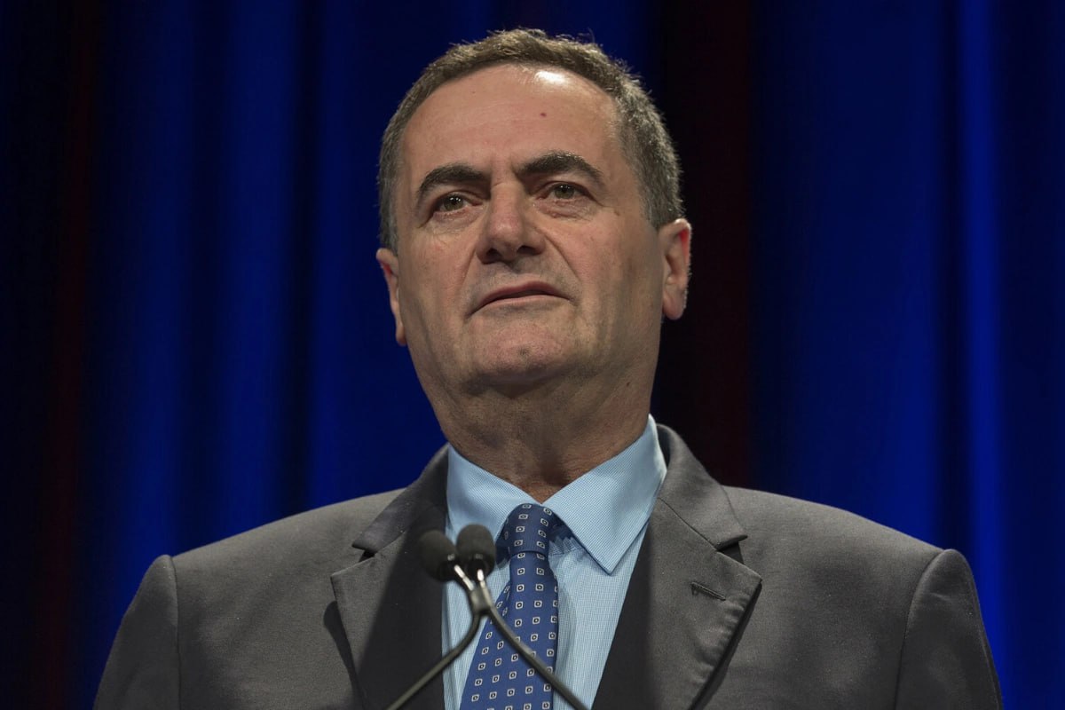 Министр обороны Израиля обещает жесткий ответ на обстрелы из Ливана