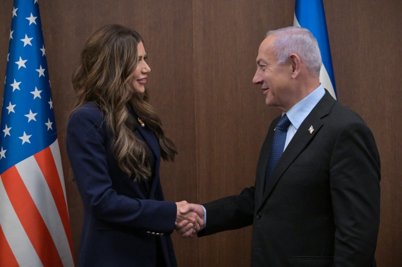 Нетаниягу принял Кристи Ноэм: США благодарят Израиль за «стену» и действия в войне.