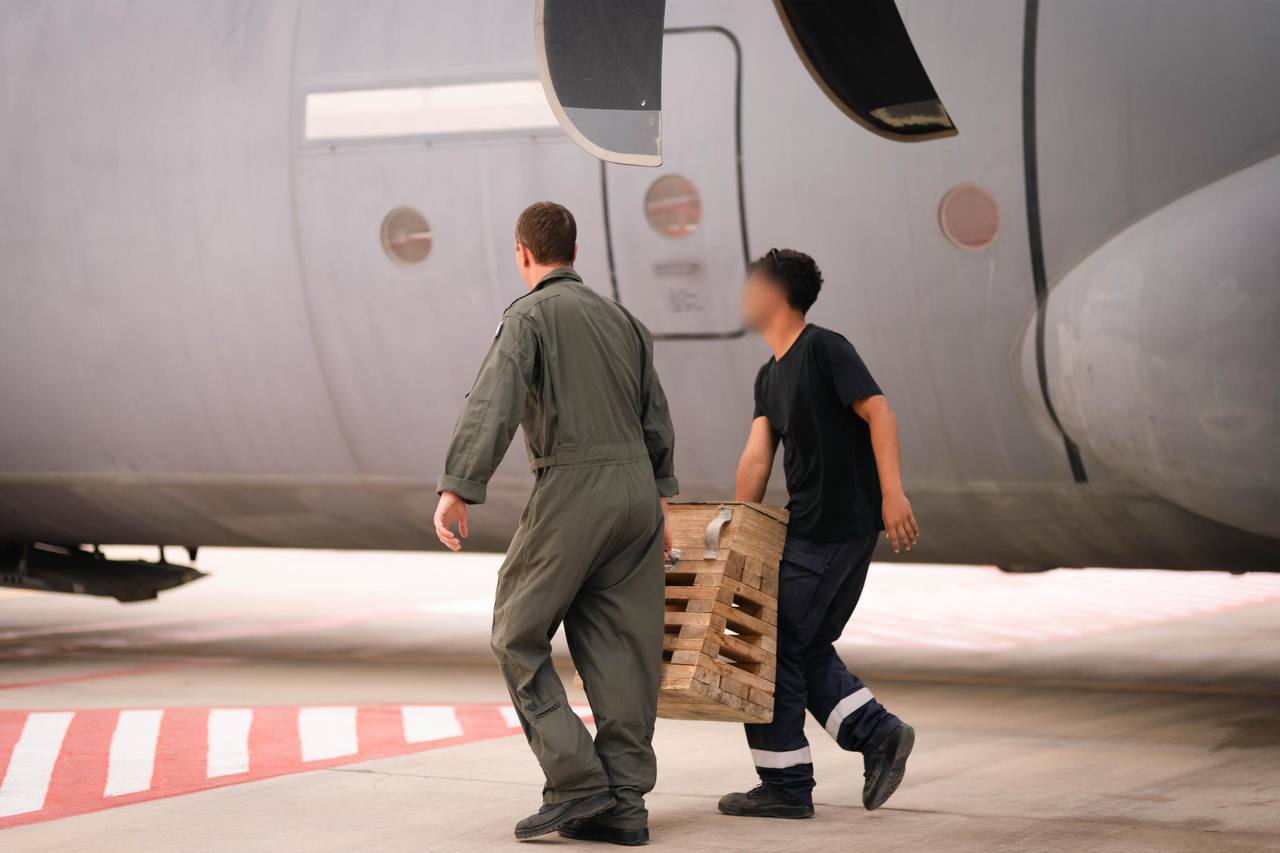 ВВС задействовали для тушения пожаров «Самсона», транспортный самолет.