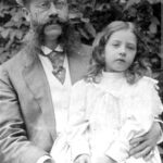 Мерседес с папой Карлом Бенцем